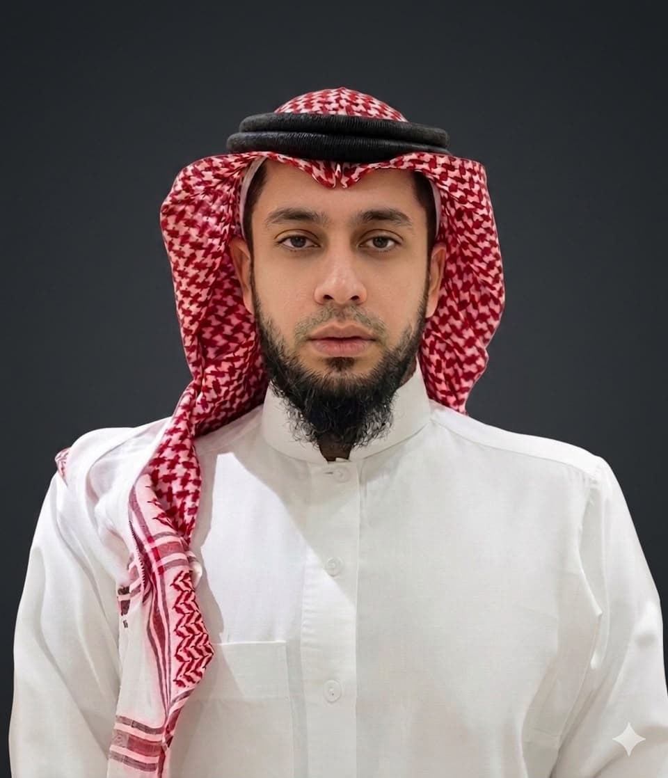 الاستاذ نواف السيد